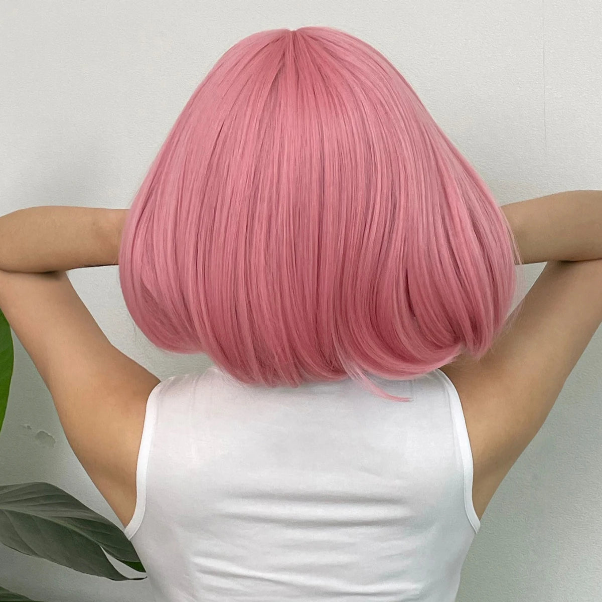 Short Straight Bob Synthetic Wigs Pink Natural Hair Wig with Bangs for Women Cosplay Cute Hair Style Heat Resistant Fiber