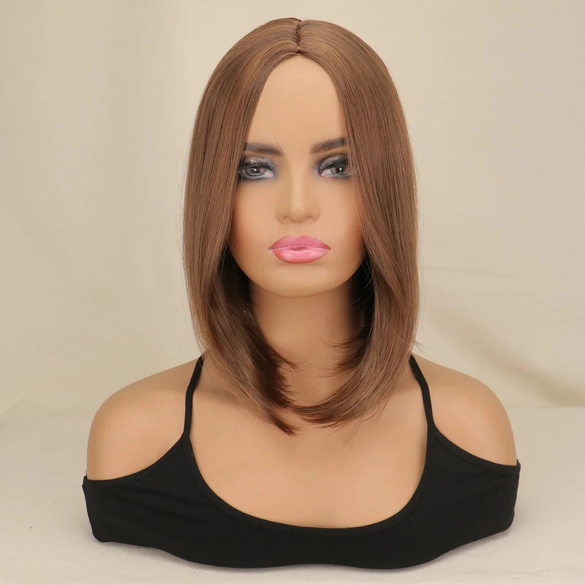 Short straight synthetic wig Ginger Brown Bob wigs with straight bangs Ladies Cosplay daily natural high temperature silk wigs